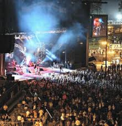 C Spire Concert Series presents: Luke Combs-Beer Never Broke My Heart Tour with Special Guests: Lanco and Jameson Rodgers