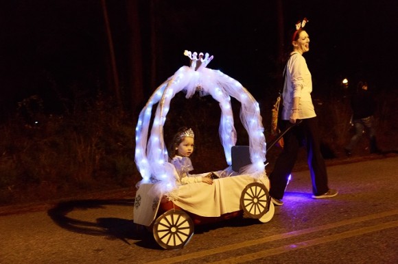 Loxley Christmas Parade