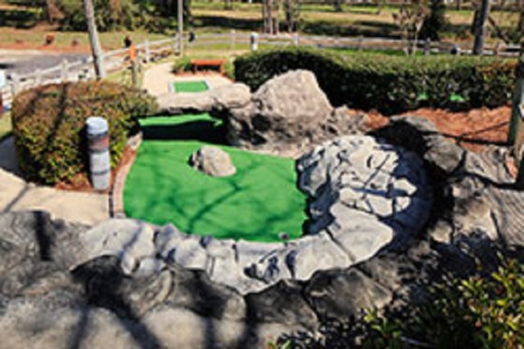 Shrimpy's Mini Golf & Ice Cream Shop