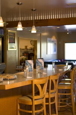 Big Wave Cafe
