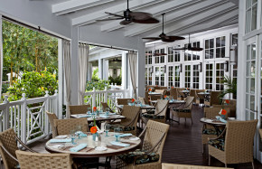 Essensia Restaurant & Lounge