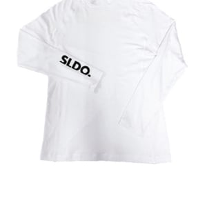 【着ると何とも気持ち良い】中途半端な季節の立役者 SLDO.ストレッチハイネックカットソー WHITE(UNISEX)