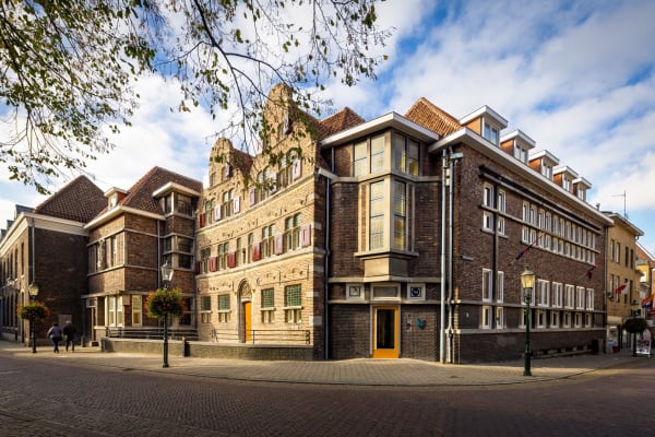 SLV Light + Hotels