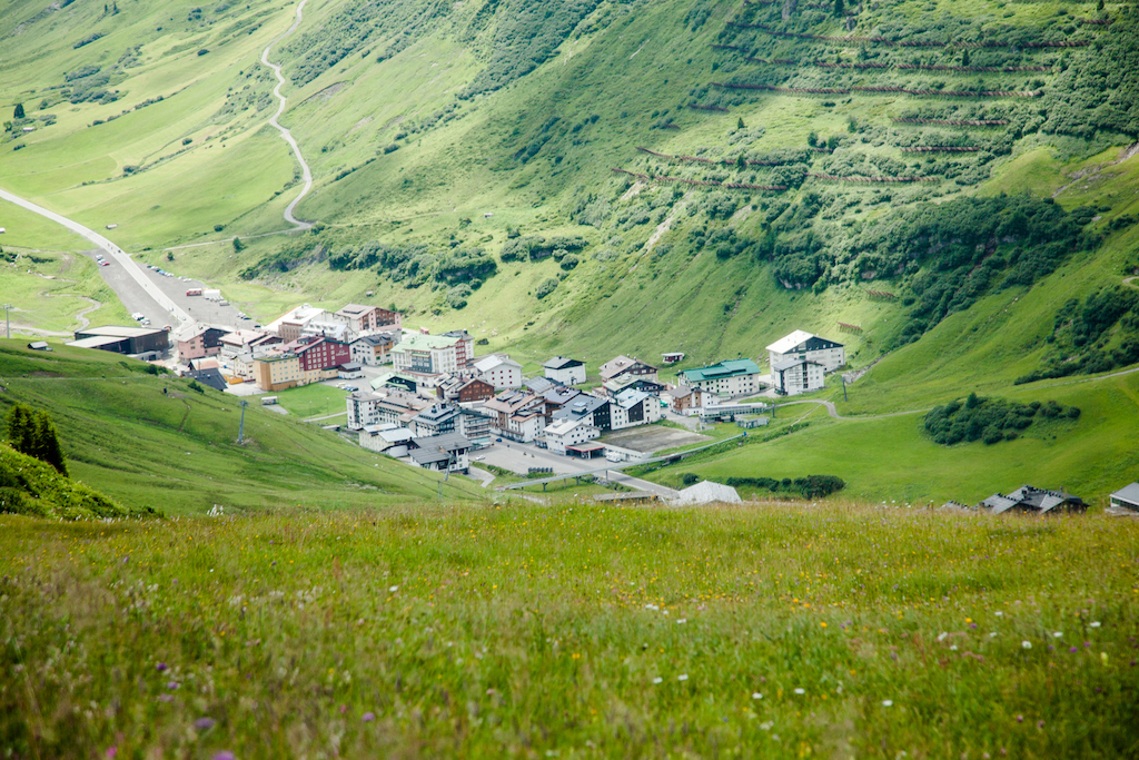 Het uitzicht op Zürs am Arlberg