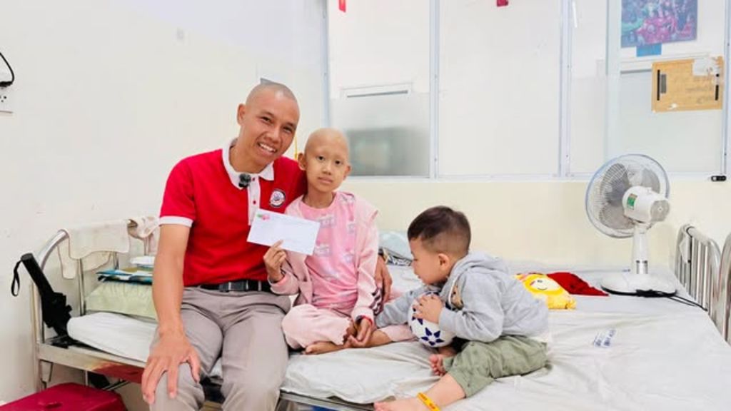 XUÂN YÊU THƯƠNG - ẤM TÌNH BỆNH NHI NGHÈO