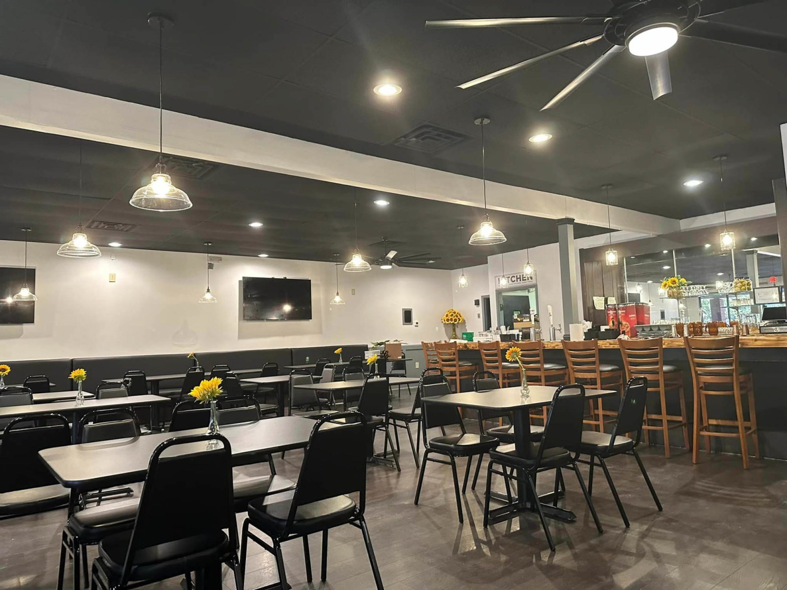 slideshow photo number 2