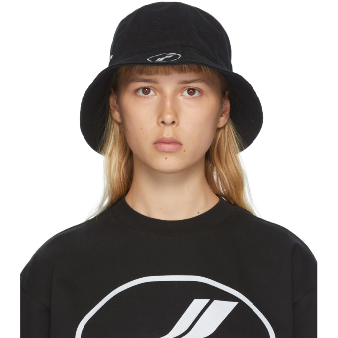we11done品牌logo,we11donelogo we11done black logo .