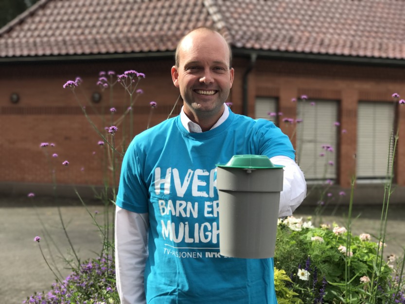 Sindre Martinsen-Evje oppfordrer sarpinger til å bli bøssebærere. Sindre Martinsen-Evje oppfordrer sarpinger til å bli bøssebærere.