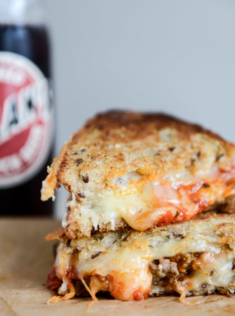 Get in my Mouth! Melted Cheese Food Porn - Girly Design Blog