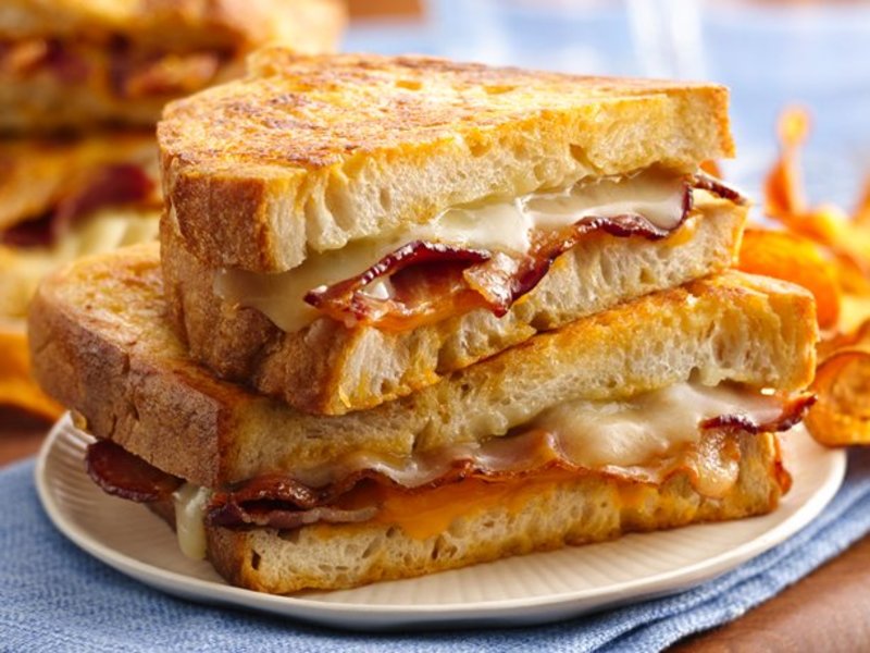 Get in my Mouth! Melted Cheese Food Porn - Girly Design Blog