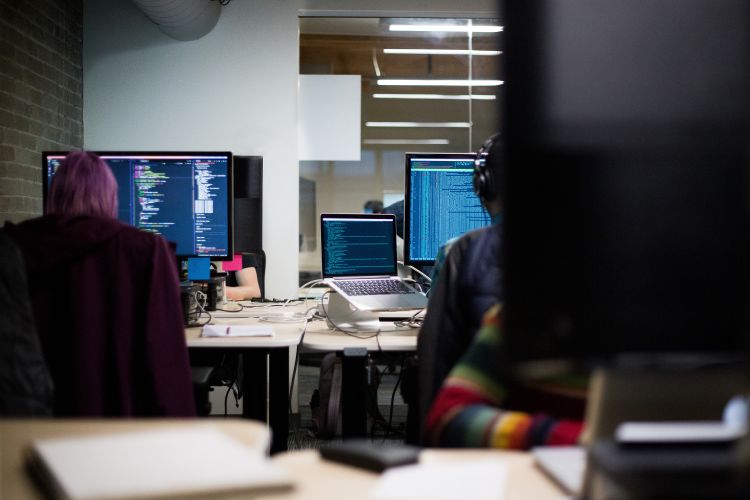 hack-capital-568971-unsplash hack-capital-568971-unsplash