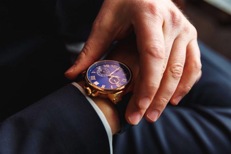 time to sell your business – succession plus time to sell your business - succession plus