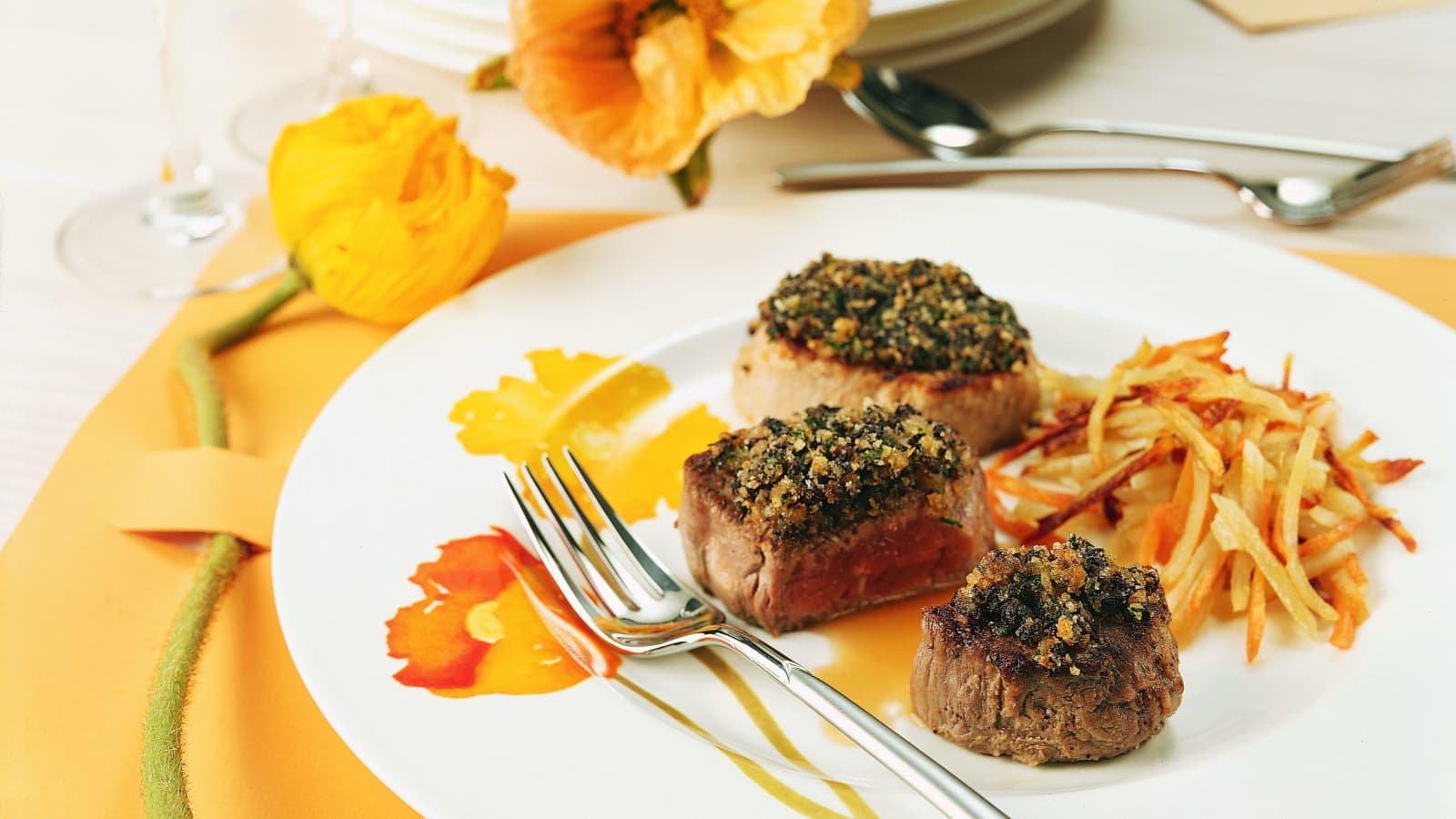 Filet-Duett mit Morchelkruste und Ofenrösti - Rezept | Swissmilk