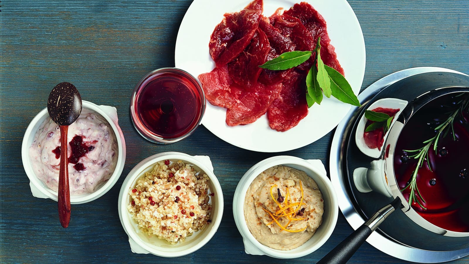 Fondue chinoise (avec de la chasse, de l'agneau et du bœuf) Recette