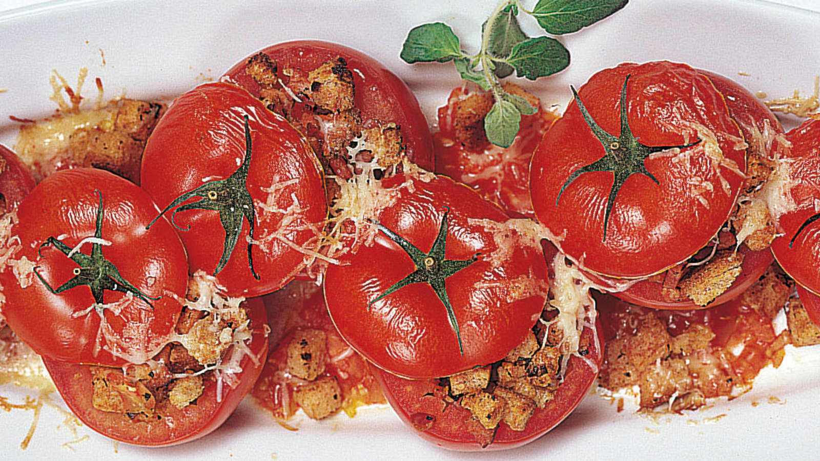 Gefüllte Tomaten mit Speck - Rezept | Swissmilk