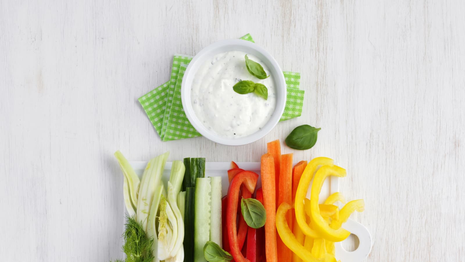 Gemüsesticks mit Quarkdip - Rezept | Swissmilk