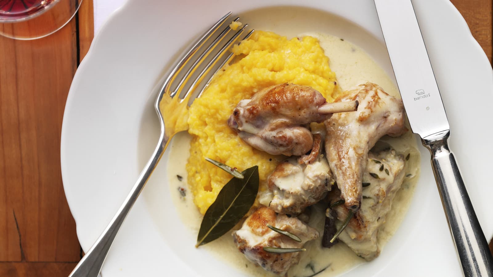 Kaninchenragout mit Senf-Rahmsauce - Rezept | Swissmilk