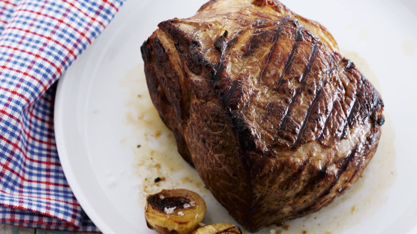 Schweinsbraten vom Grill mit Honig-Senf-Marinade - Rezept | Swissmilk
