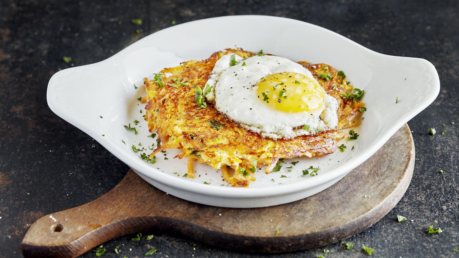 Süsskartoffel-Rösti mit Spiegelei - Rezept | Swissmilk