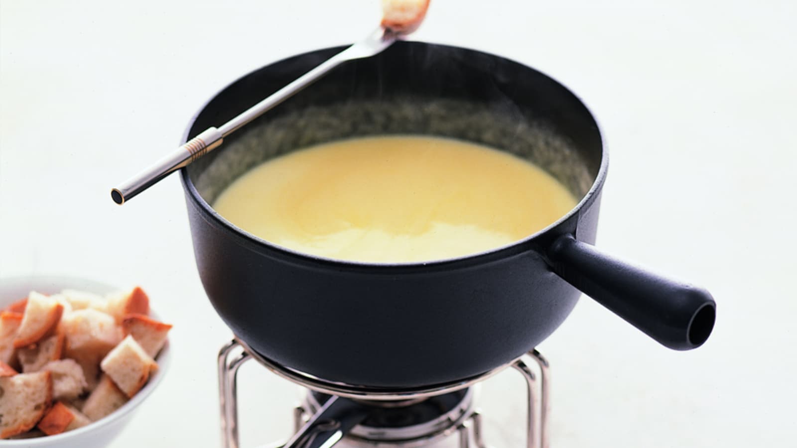 Fondue au vacherin fribourgeois Recette Swissmilk