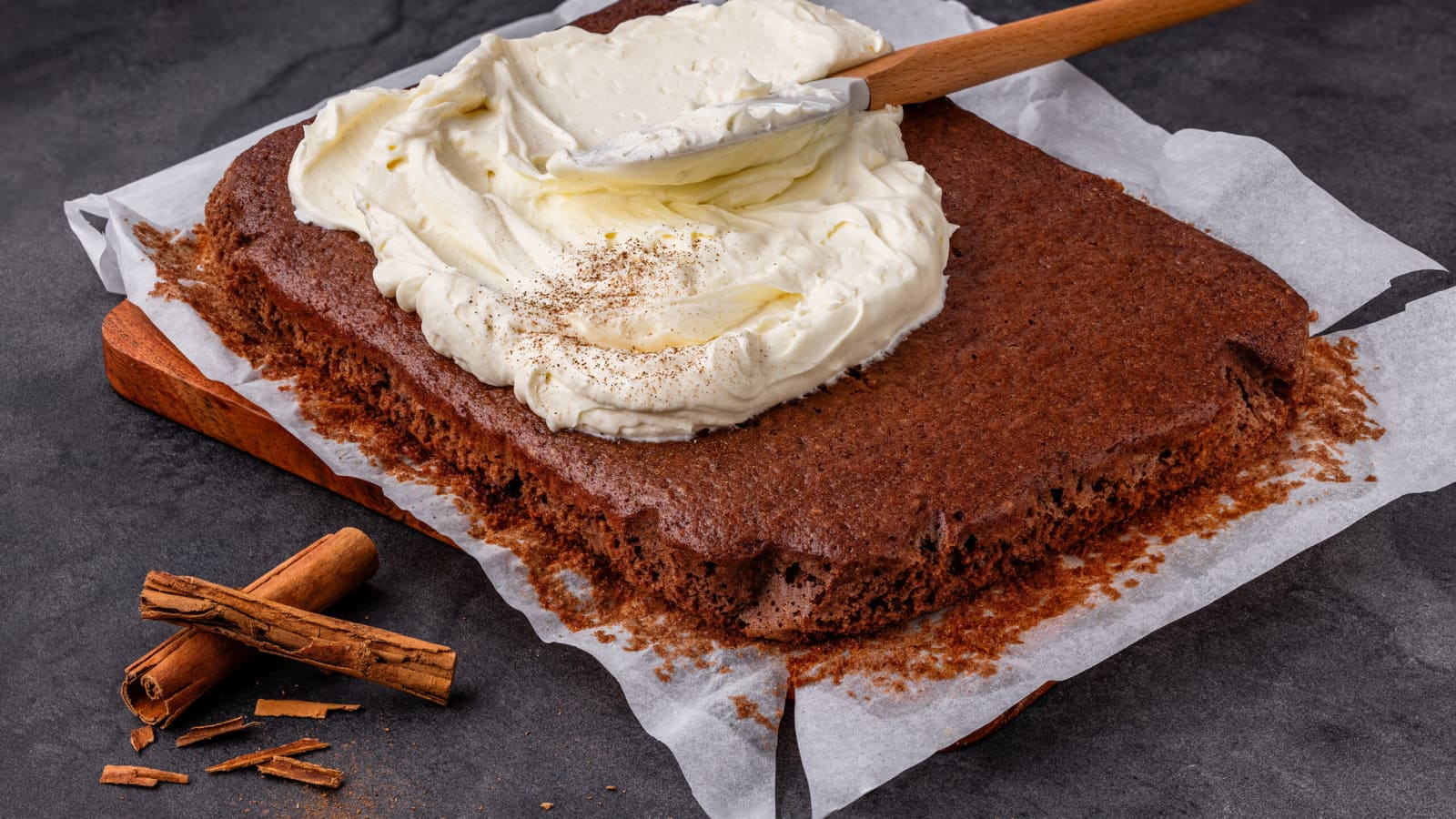 Lebkuchen vom Blech - Rezept | Swissmilk