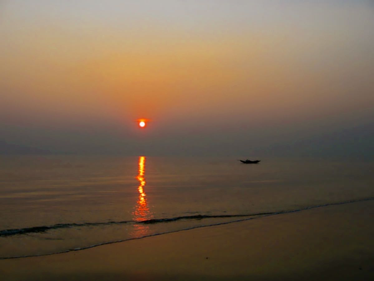 Bakkhali at travel d'globe