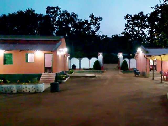 Ravi and Shashi Lodge