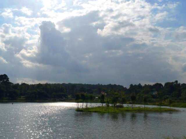 Punganoor Lake Park at travel d'globe