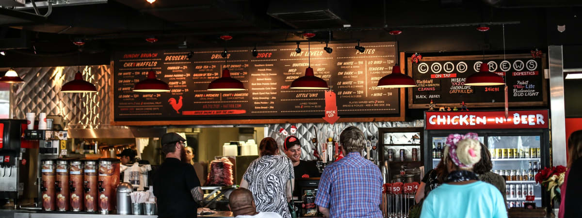 Hattie Bs Hot Chicken Midtown Nashville The Infatuation