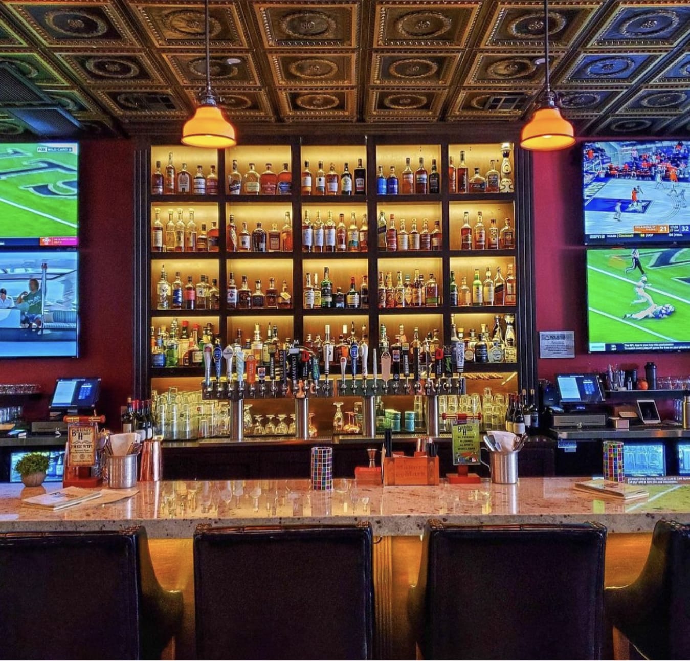 Woodlands best sports bars to watch college football, NFL games