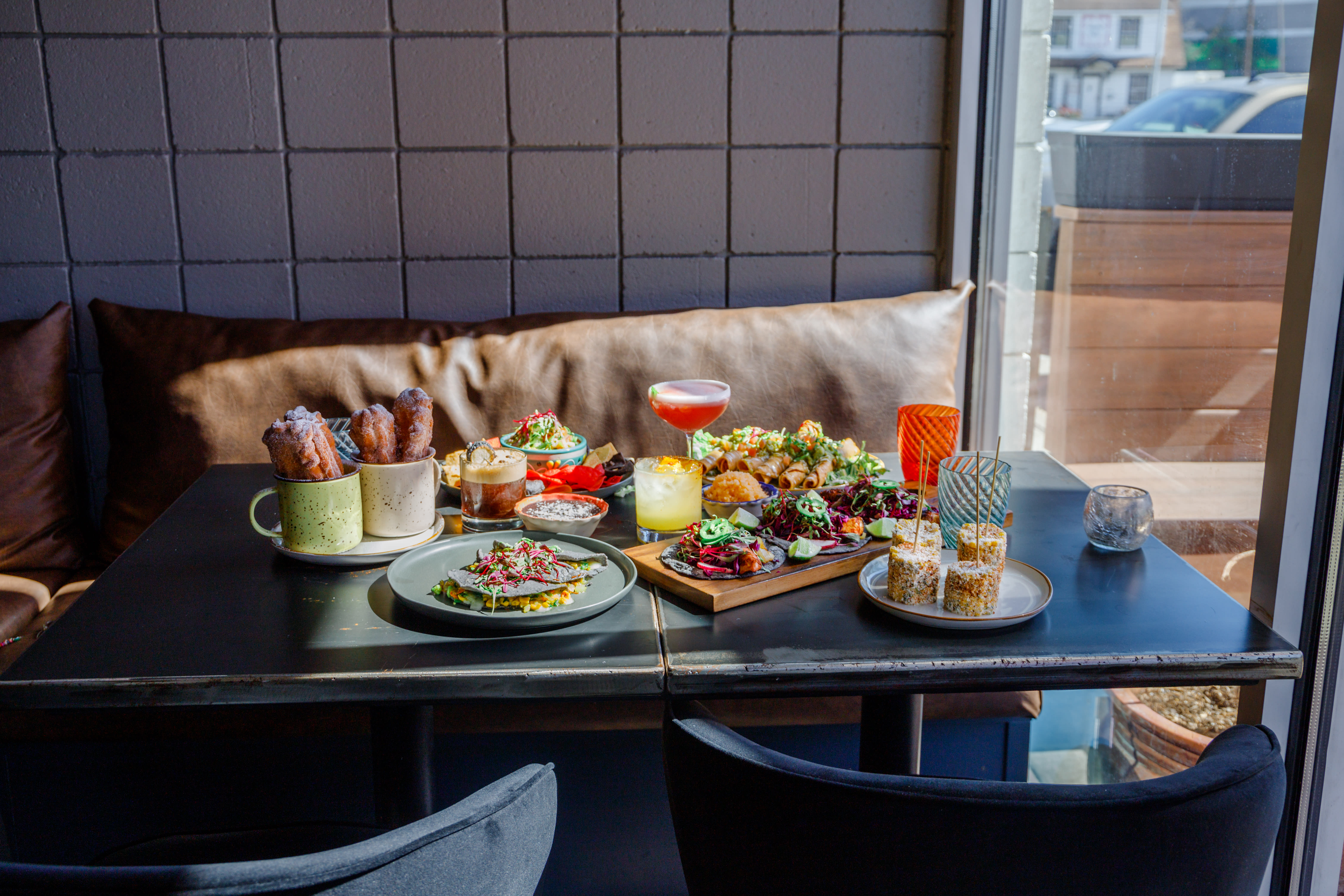Maderas - Kitchen & Cantina by Liz Silva