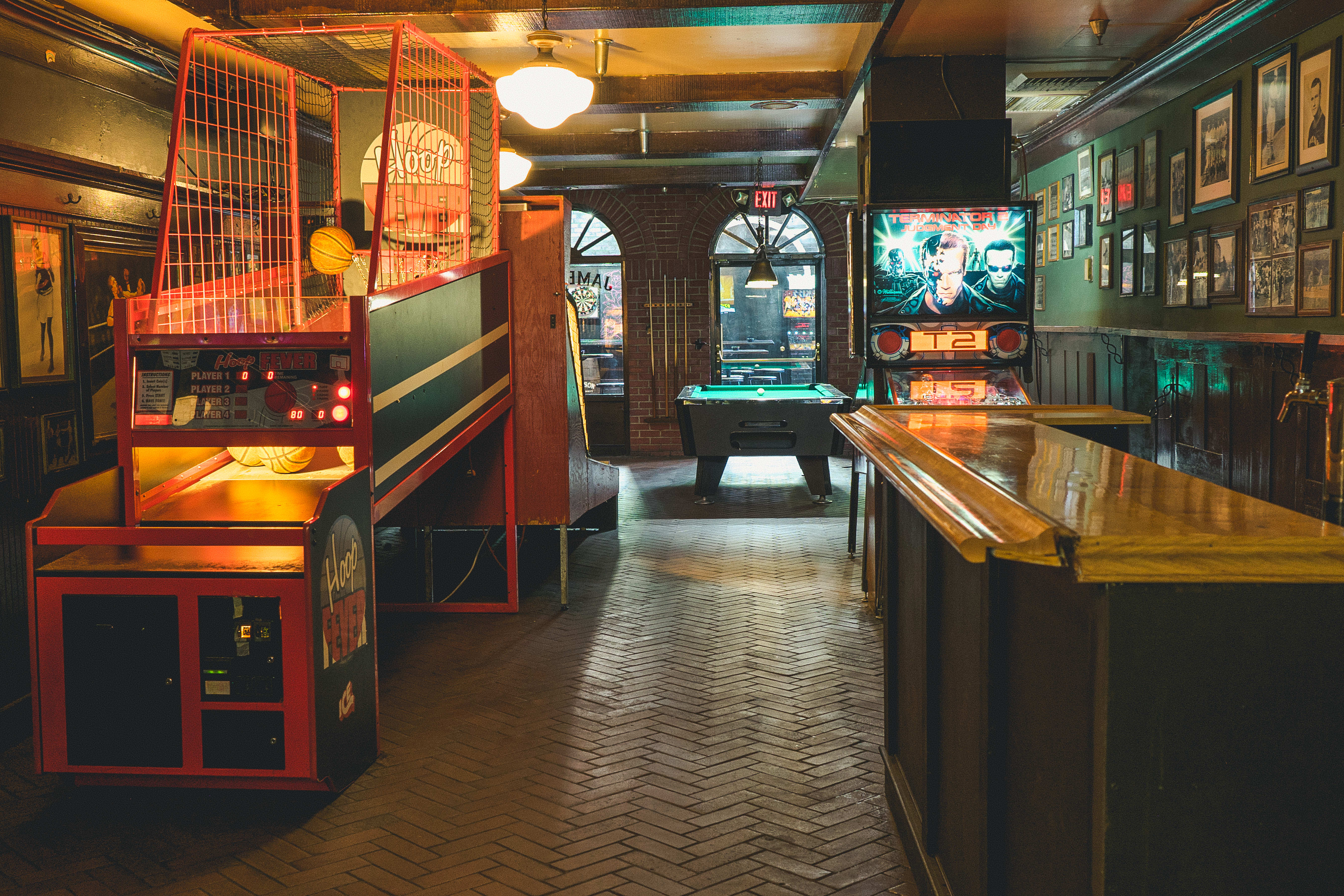 The Best Sports Bars In LA - Los Angeles - The Infatuation