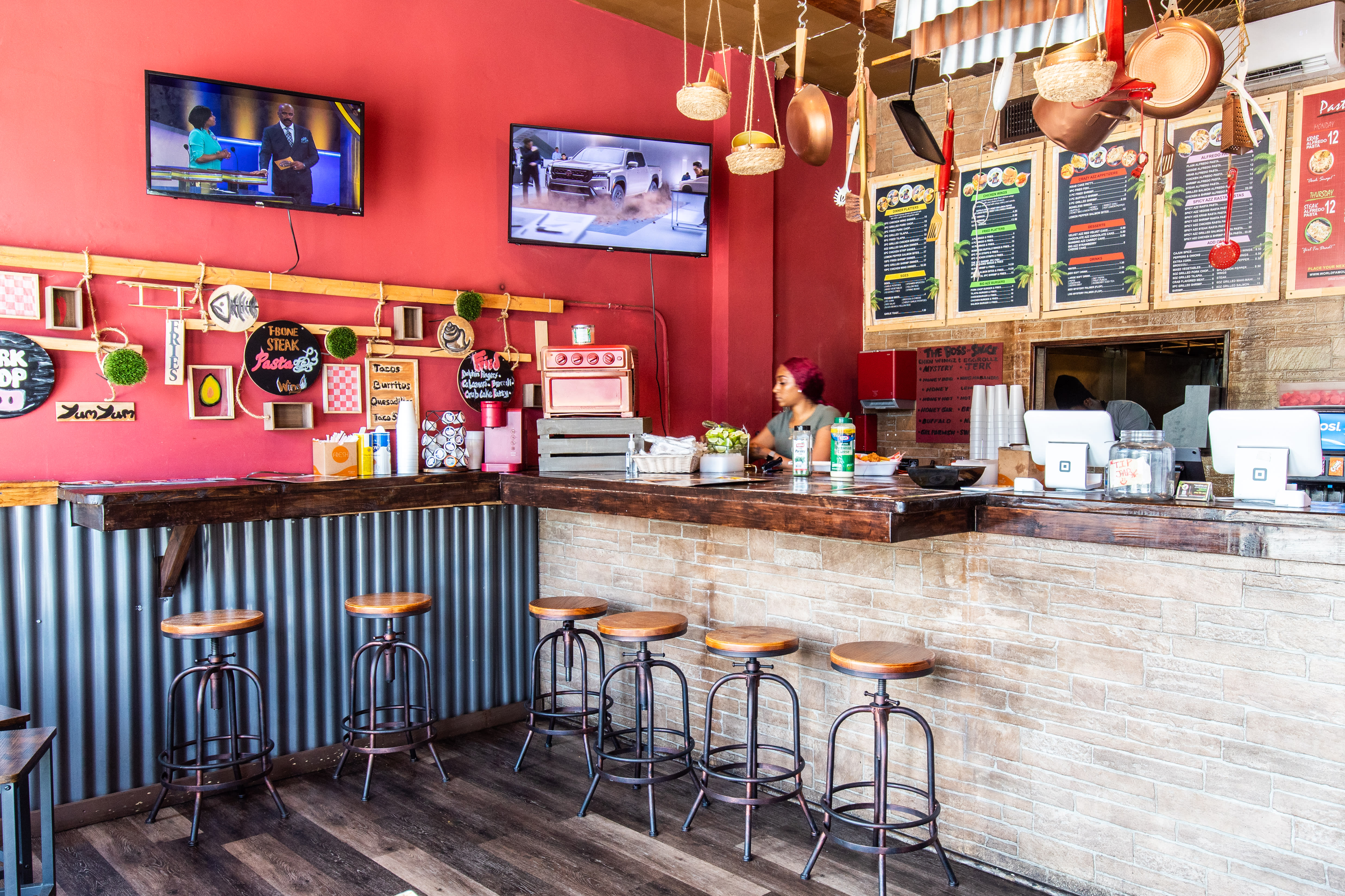 Theo's Seafood and Pasta by Cleveland Jennings / @eatthecanvasllc