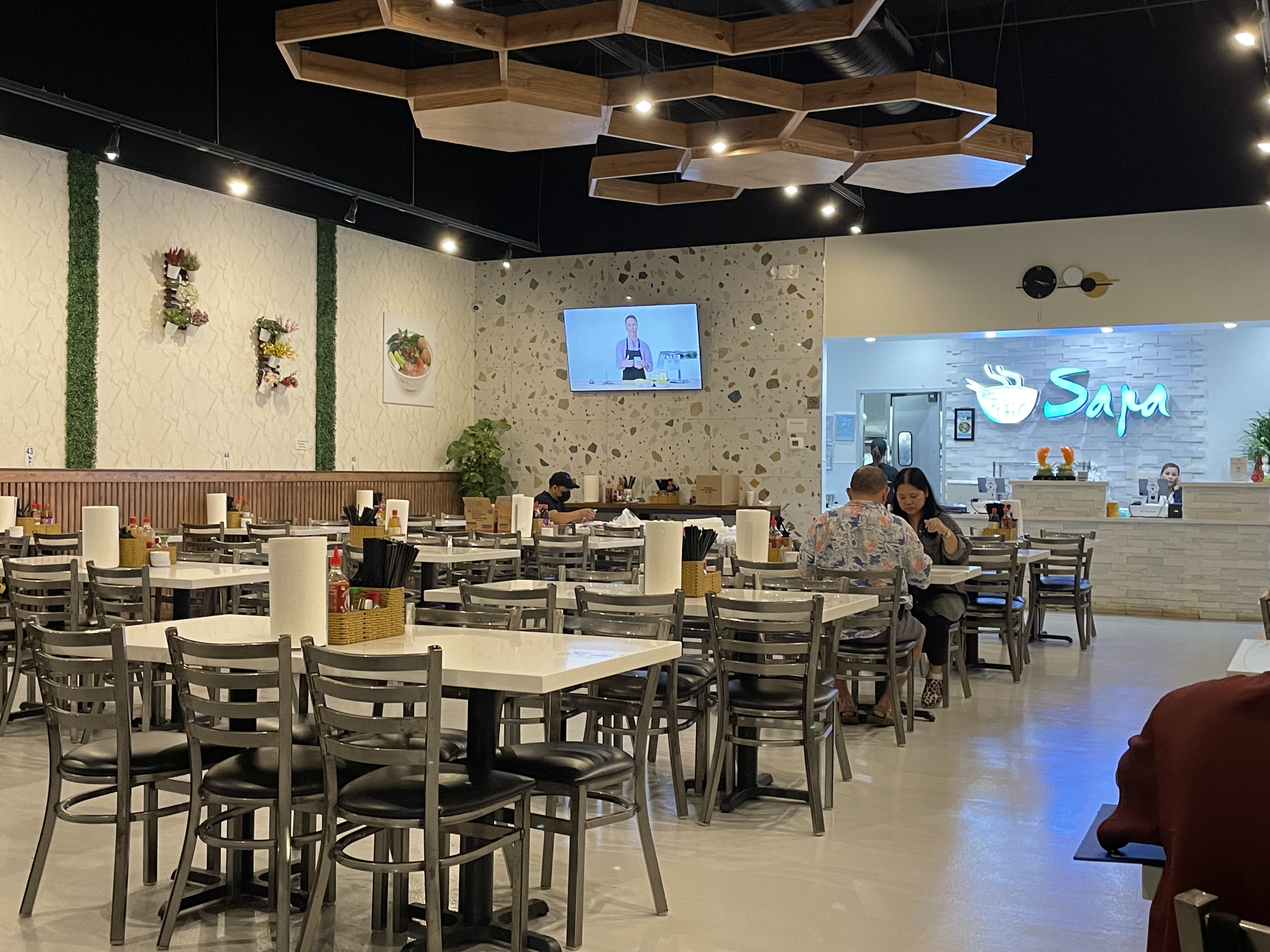 Sapa Noodle House by Chelsea Thomas