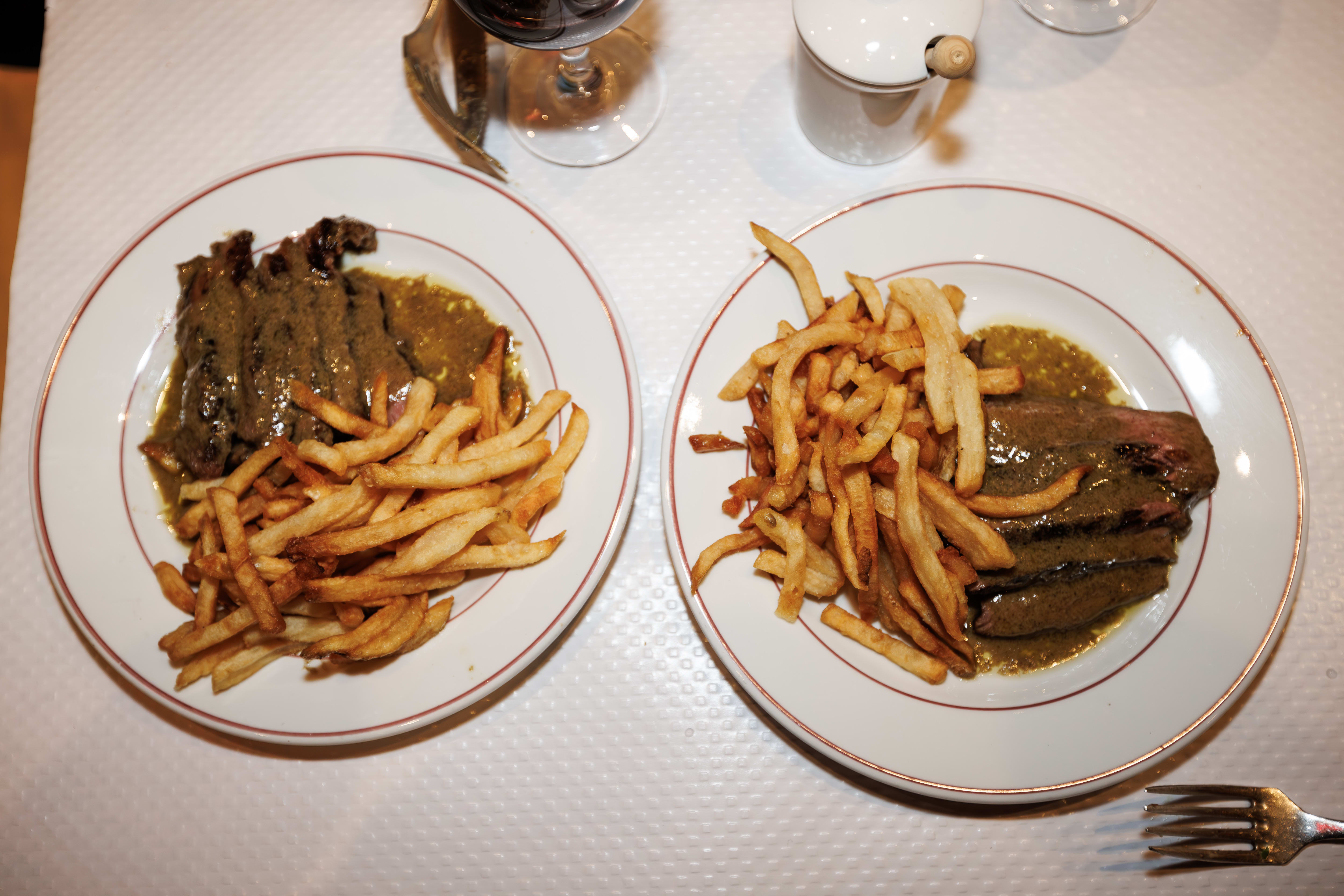 Le Relais de Venise L'Entrecôte by Le Relais de Venise L'Entrecôte
