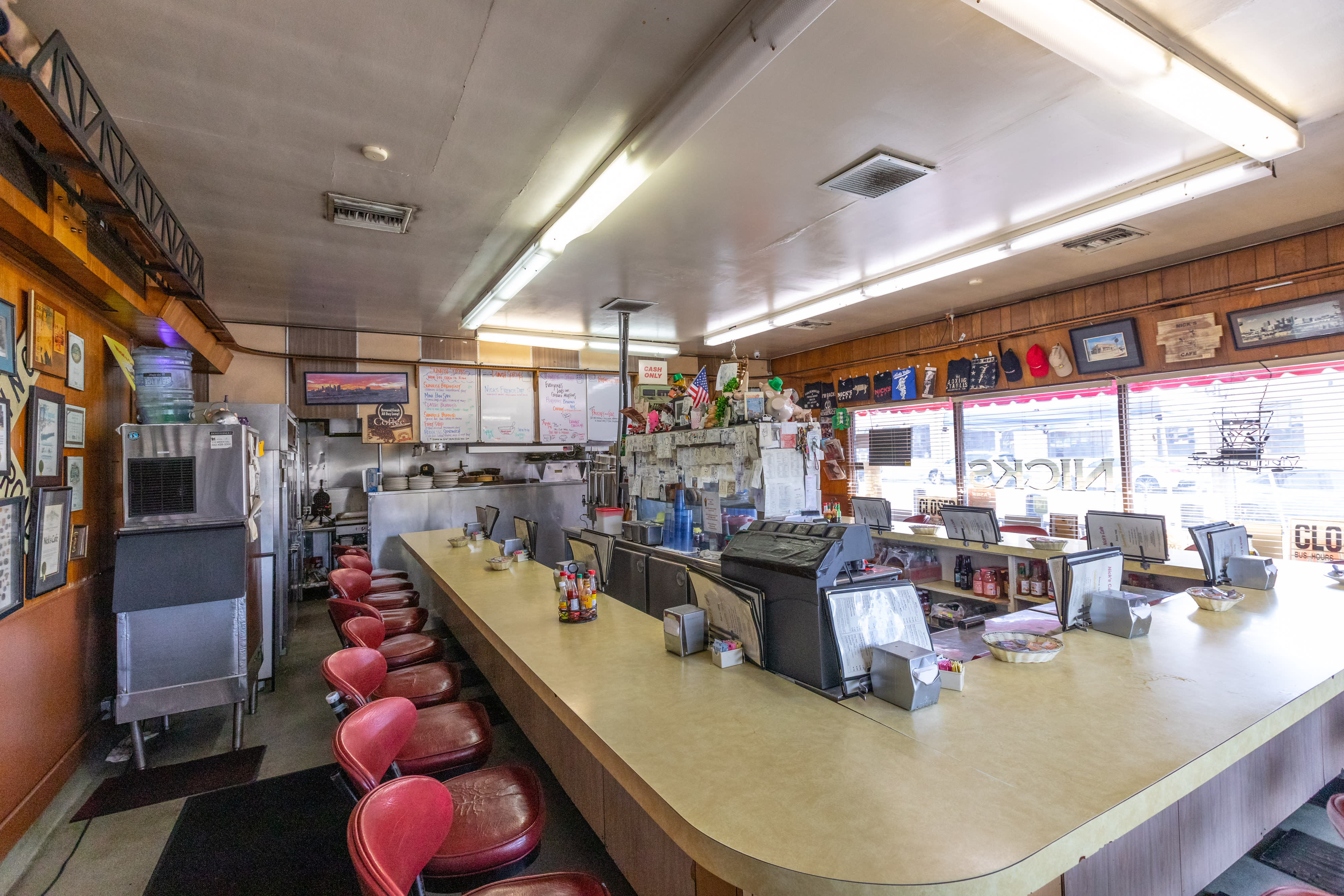 Nick's Cafe