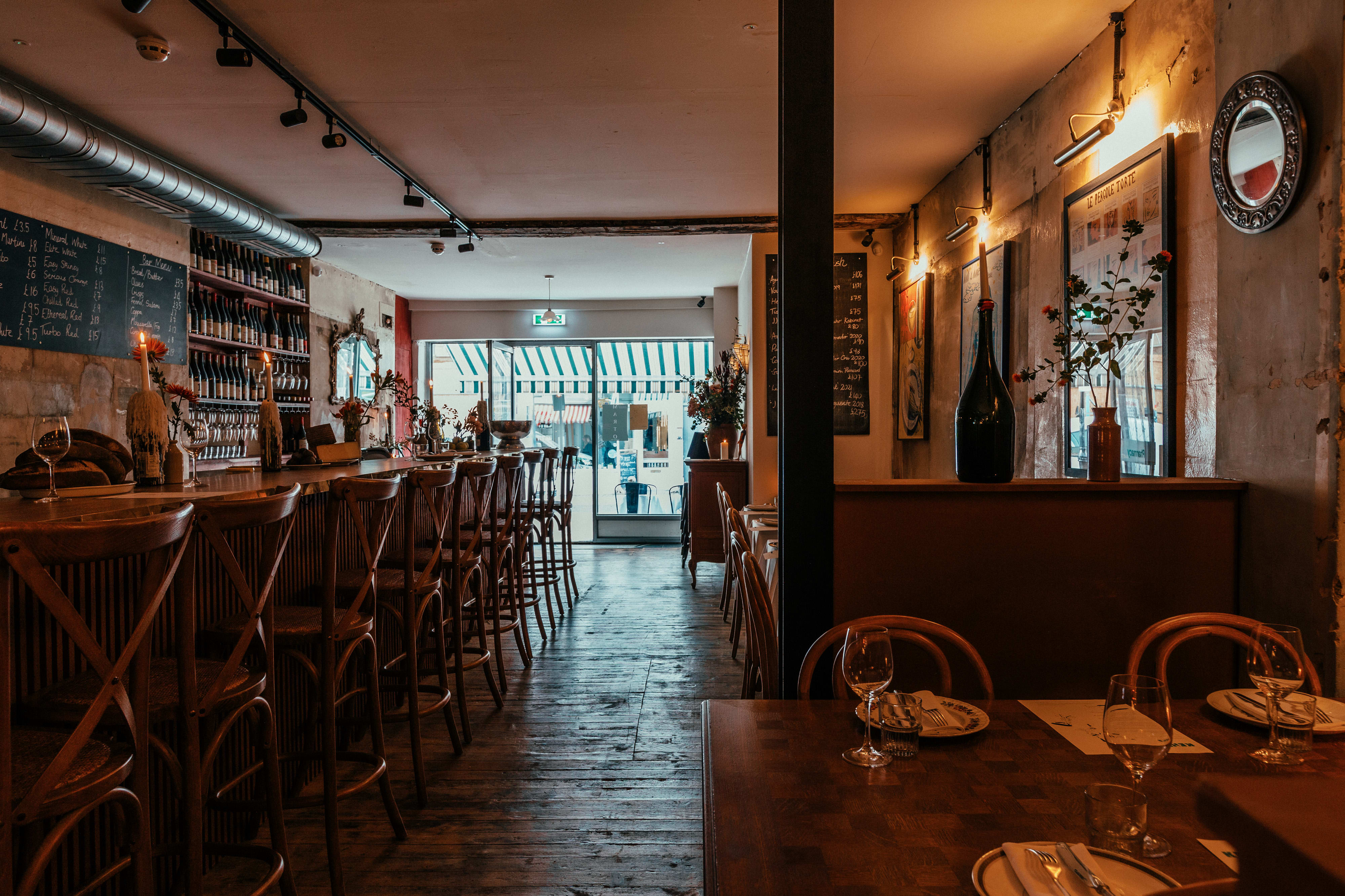 51 Cave à Manger by Ken's