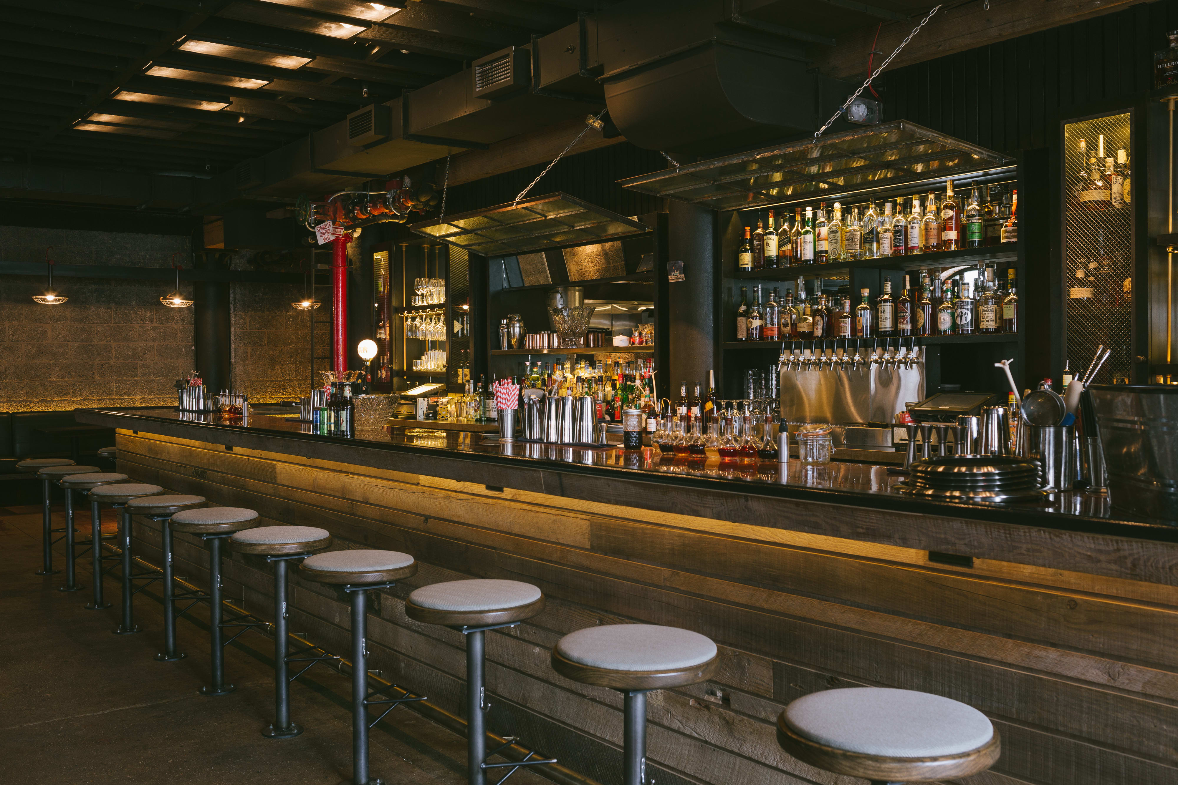 10 NYC Spots Where You Can Have A Birthday With An Open Bar - New York - The  Infatuation