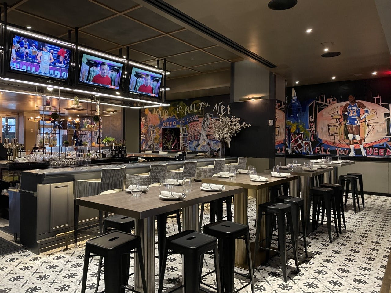 The 20 Best Sports Bars In NYC - New York - The Infatuation