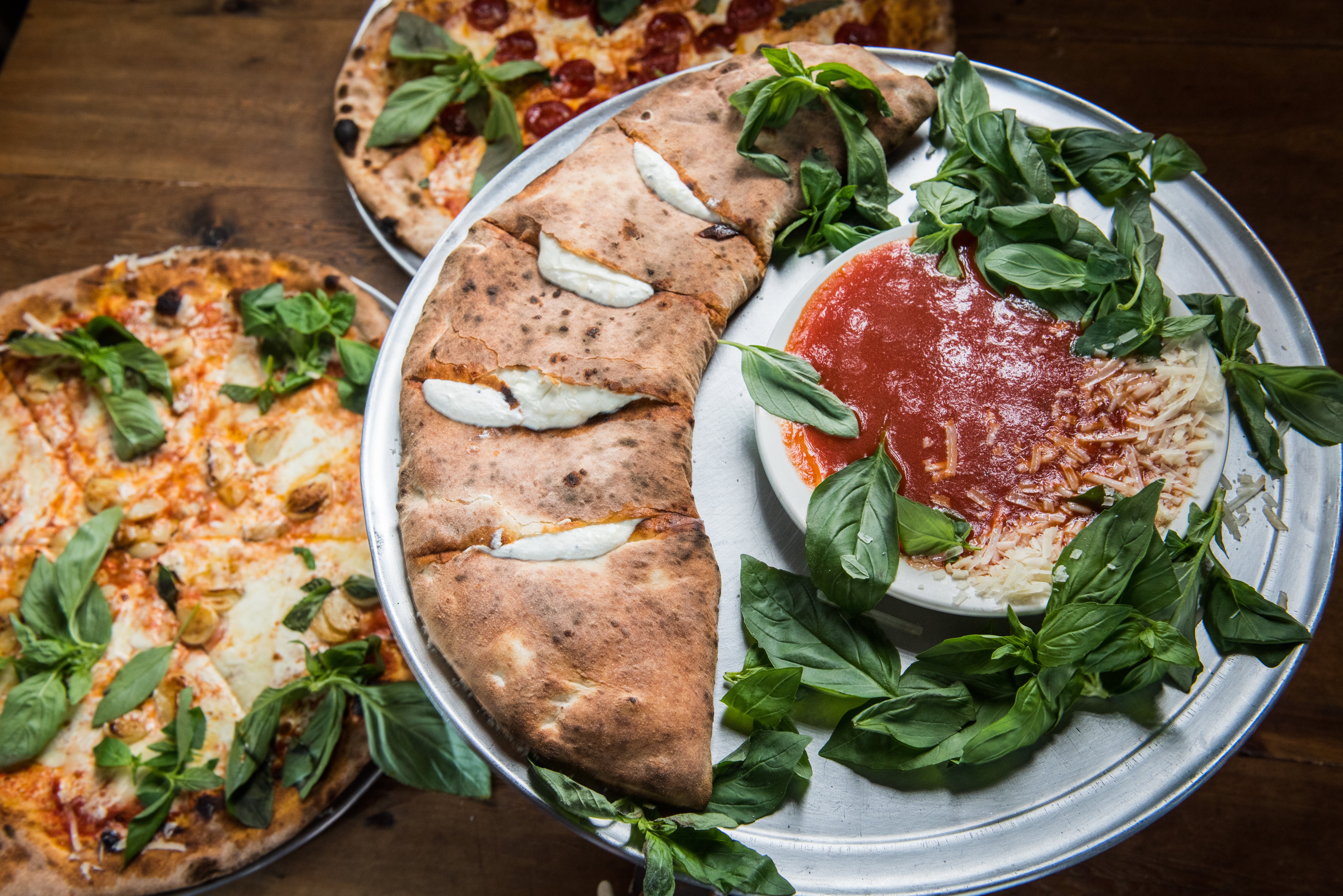 Lucali Review Brooklyn New York The Infatuation