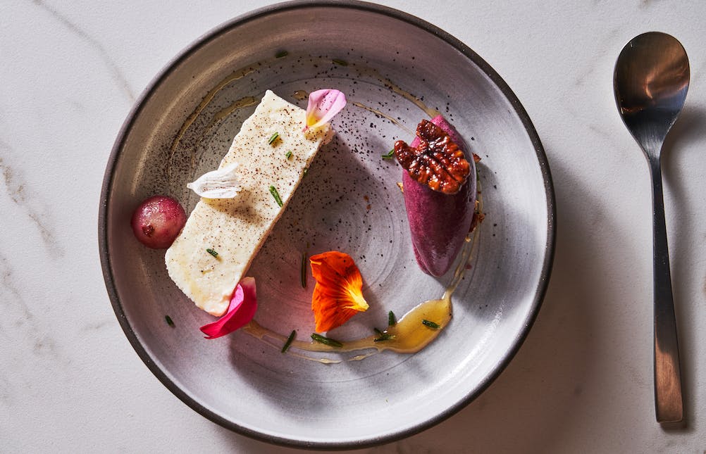 Review: Red Paper Clip's Tasting Menu Doesn't Stick the Landing