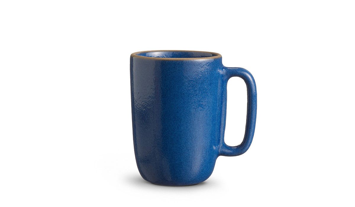 http://res.cloudinary.com/the-infatuation/image/upload/v1656122317/cms/features/best-insulated-coffee-mug/cups_0000s_0000_large-mug-moonstone-heath-ceramics_700-03.jpg