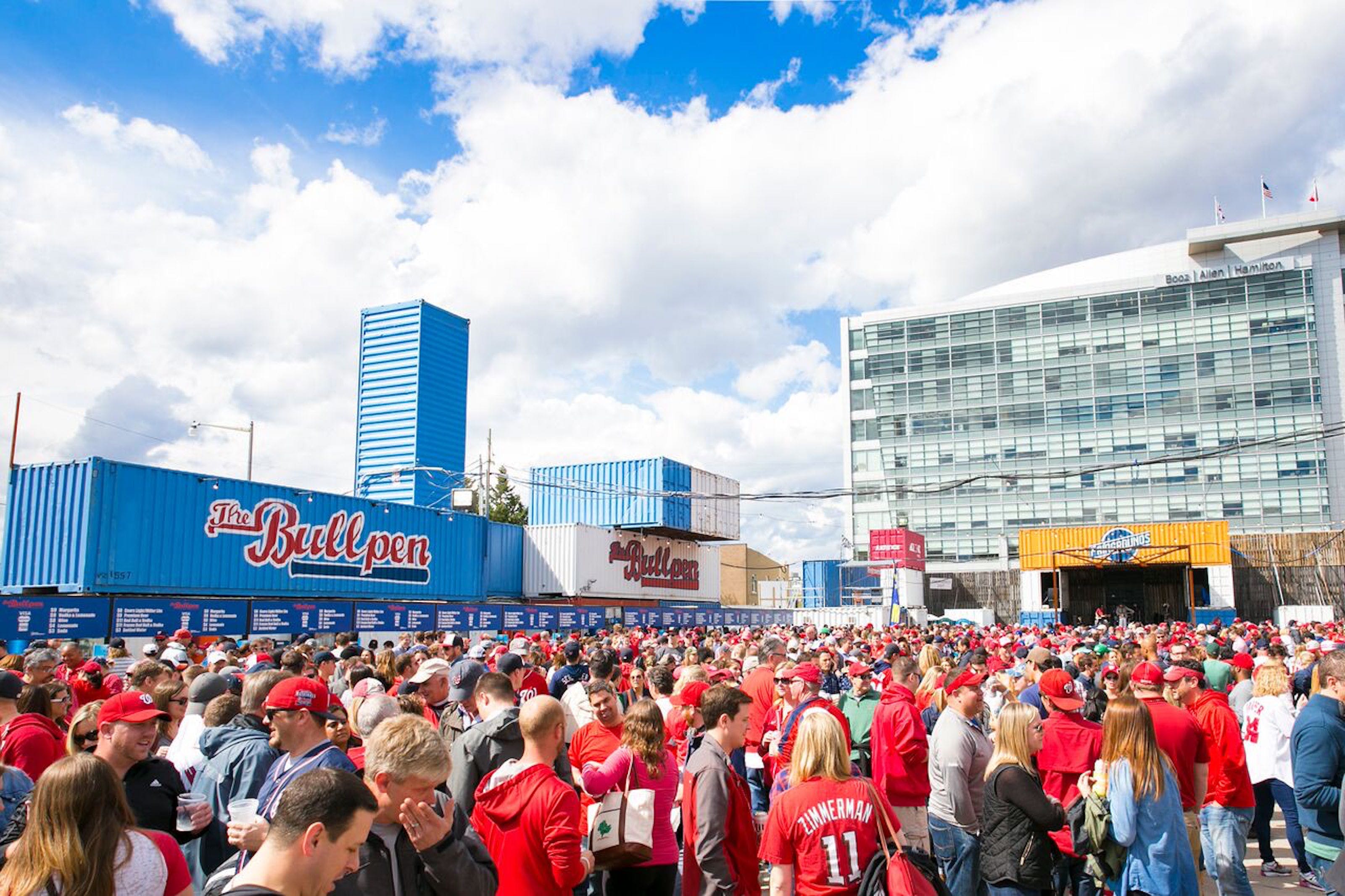 Washington DC - Navy Yard: Nationals Park - Teddy, The Pres…