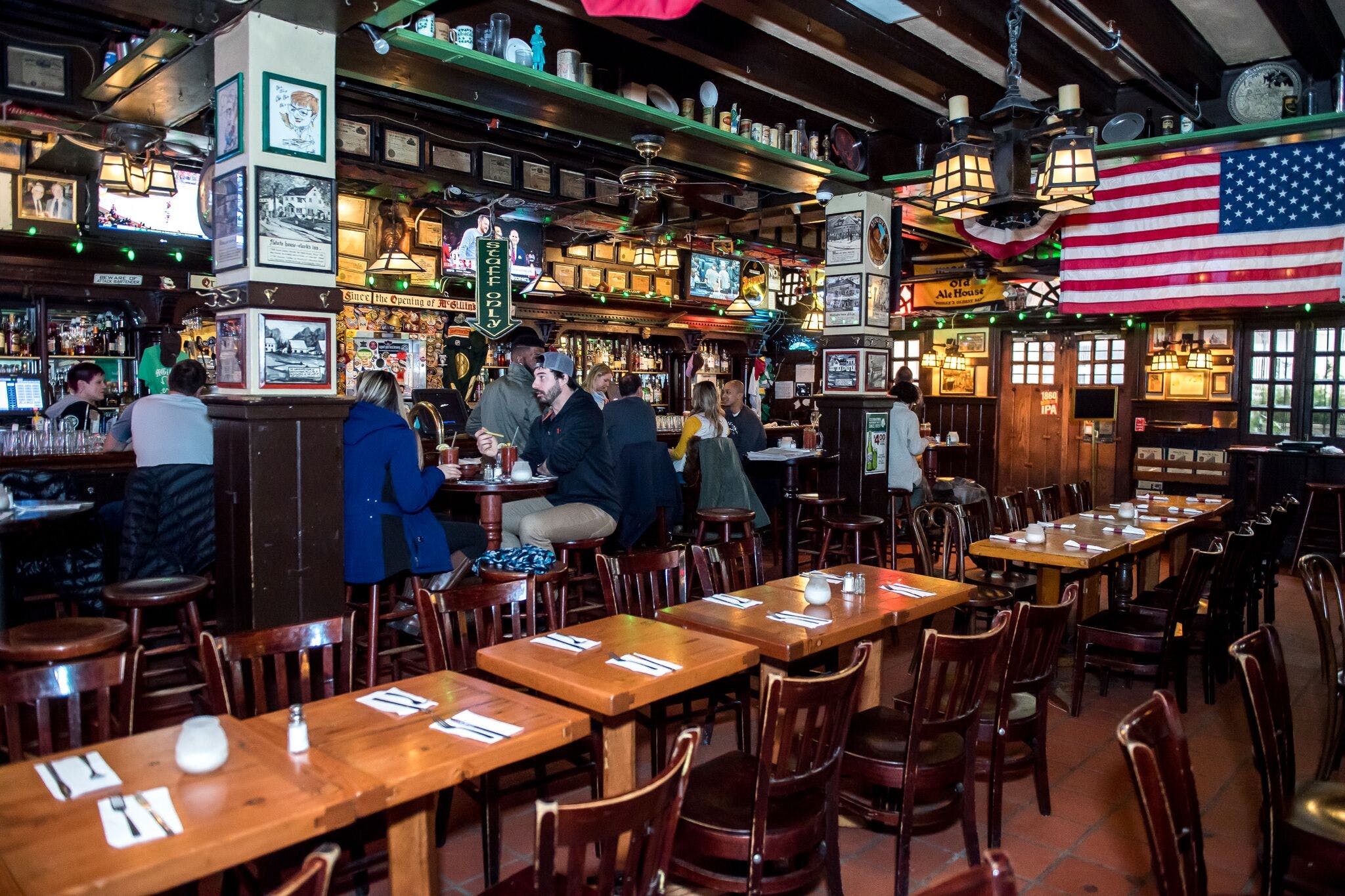 The Best Philly Sports Bars to Watch the Eagles