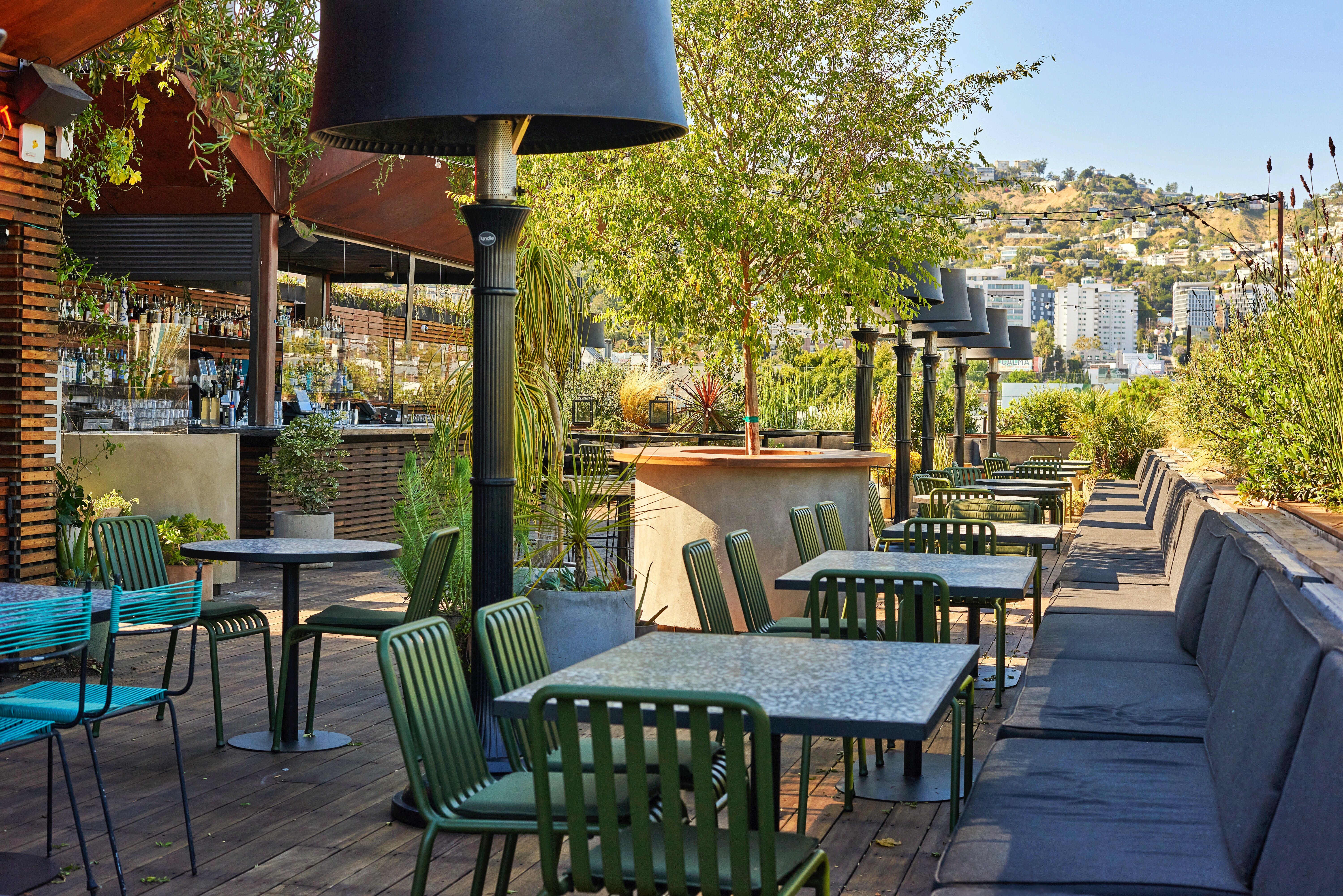 Hollywood outdoor dining sale