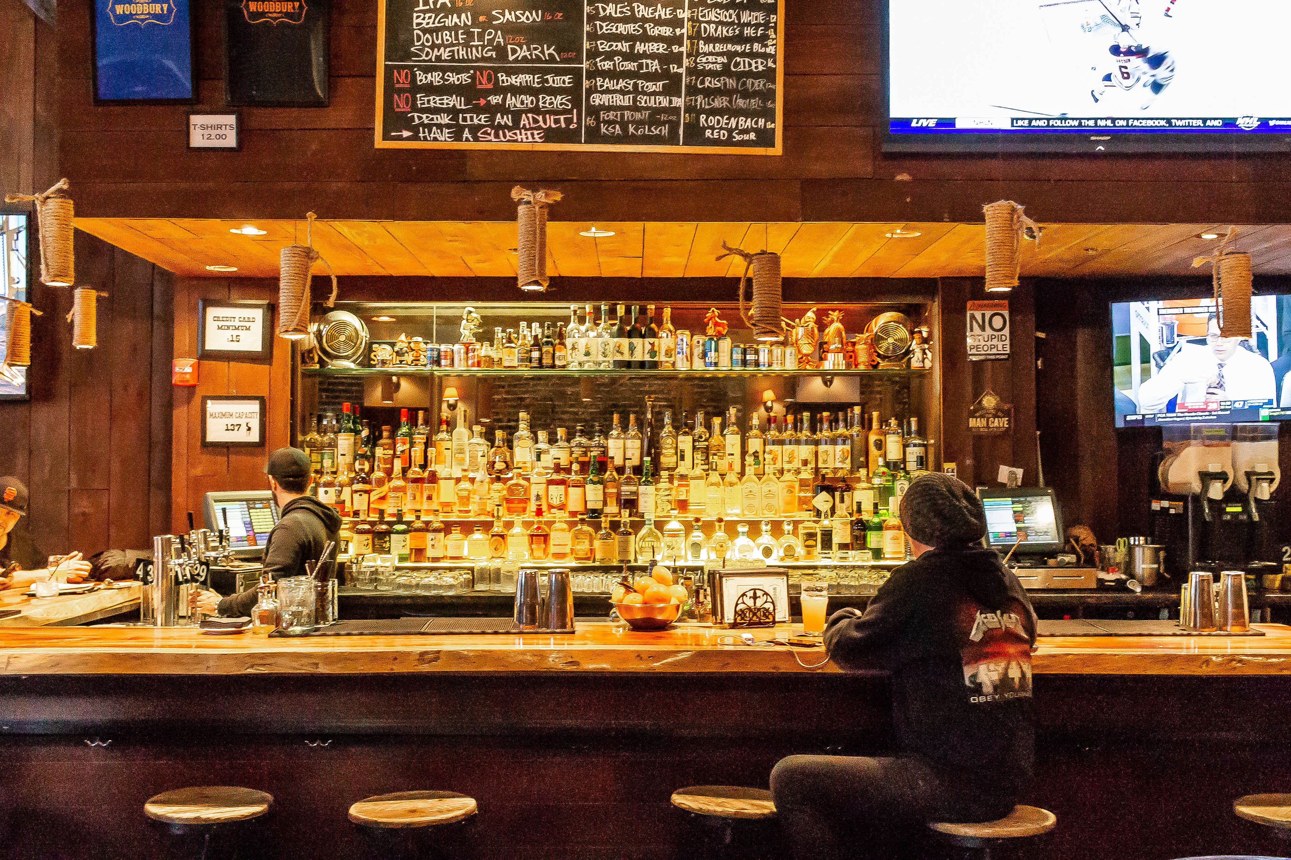 7 Best Bars Near Oracle Park in San Francisco