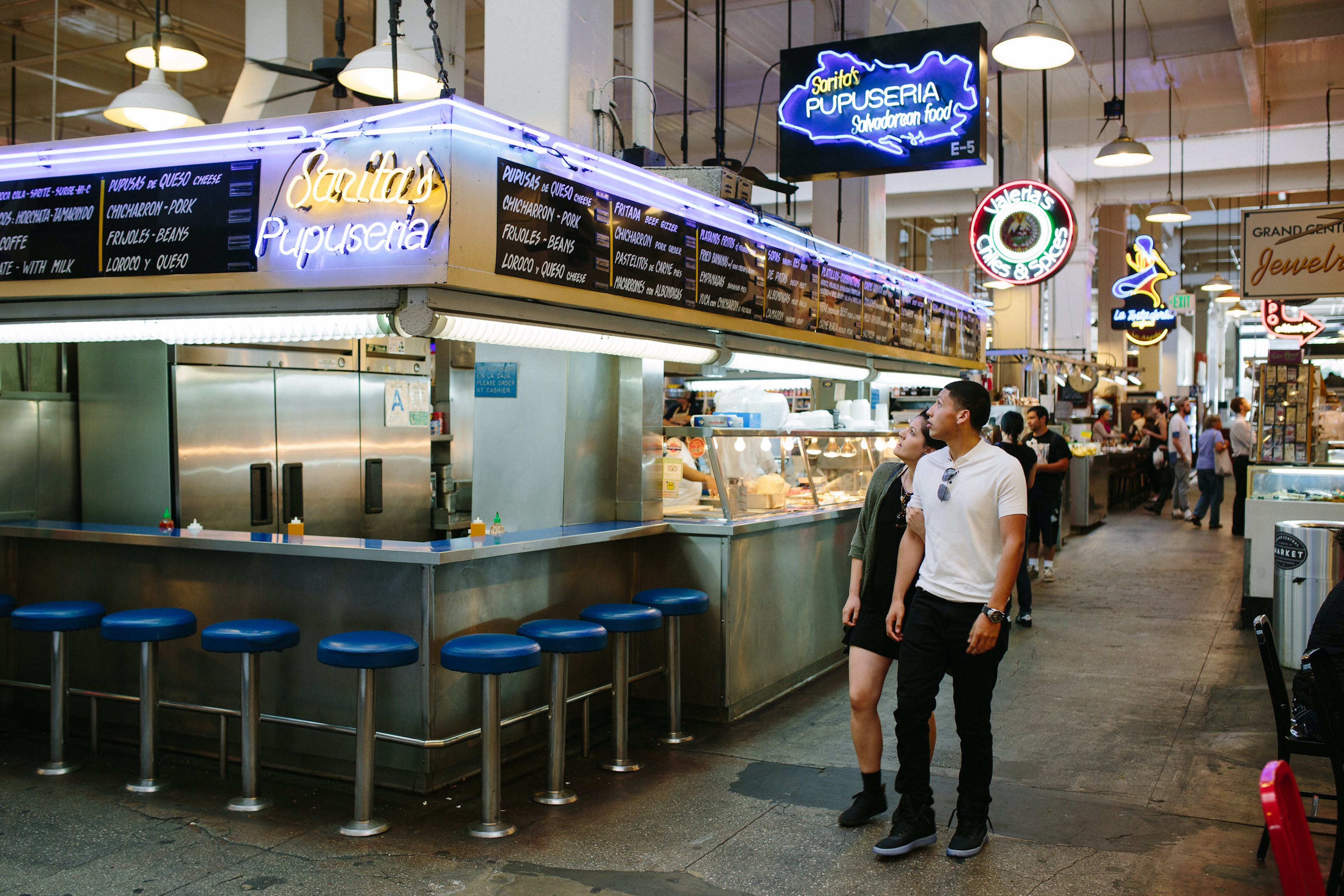 Best LA Burger Spot For the Win Smashes Into Grand Central Market Soon -  Eater LA