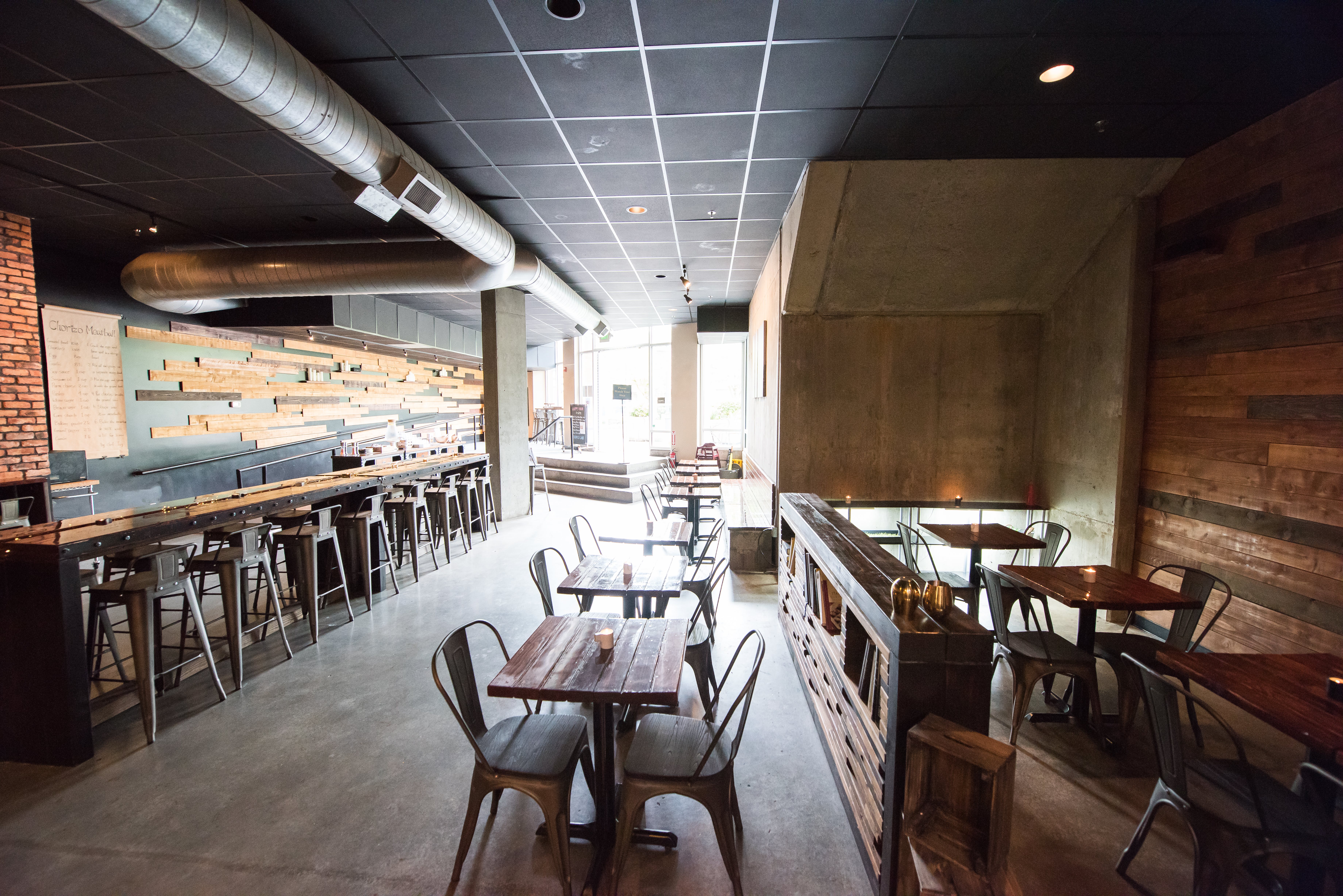 Cheap restaurants for large groups hotsell