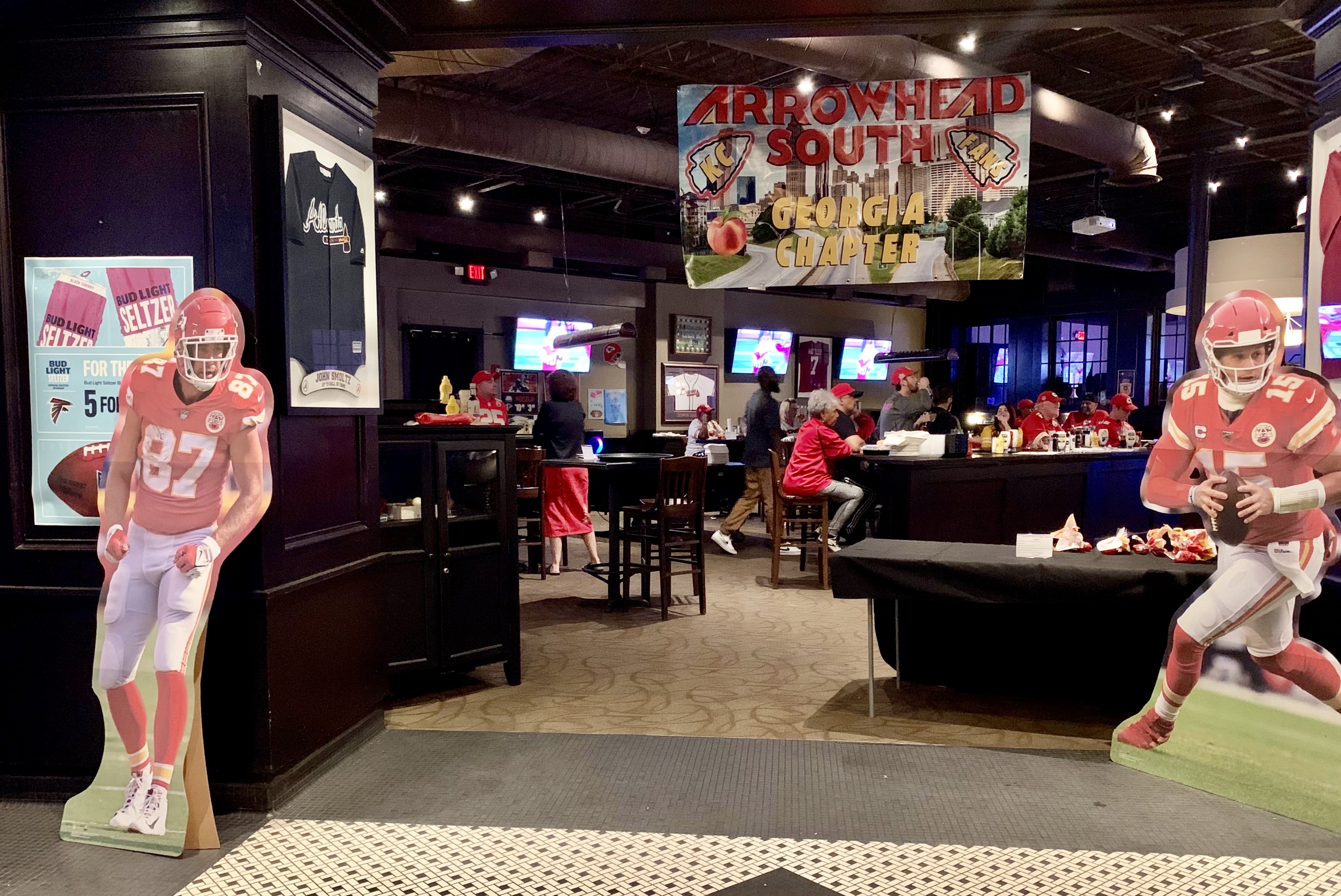 10 Best Atlanta Falcons Sports Bars - Accidental Travel Writer