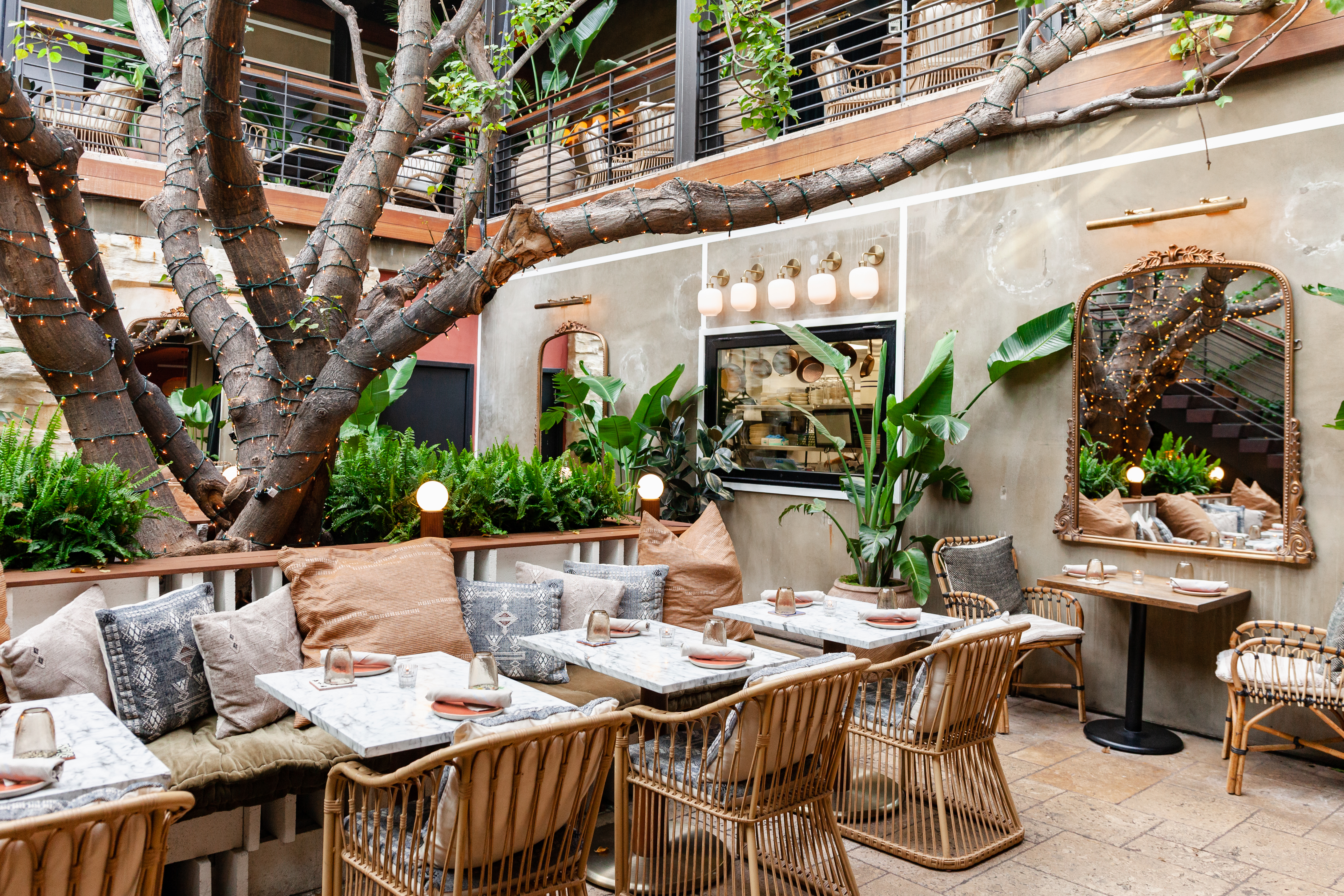 Restaurants with nice discount patios near me